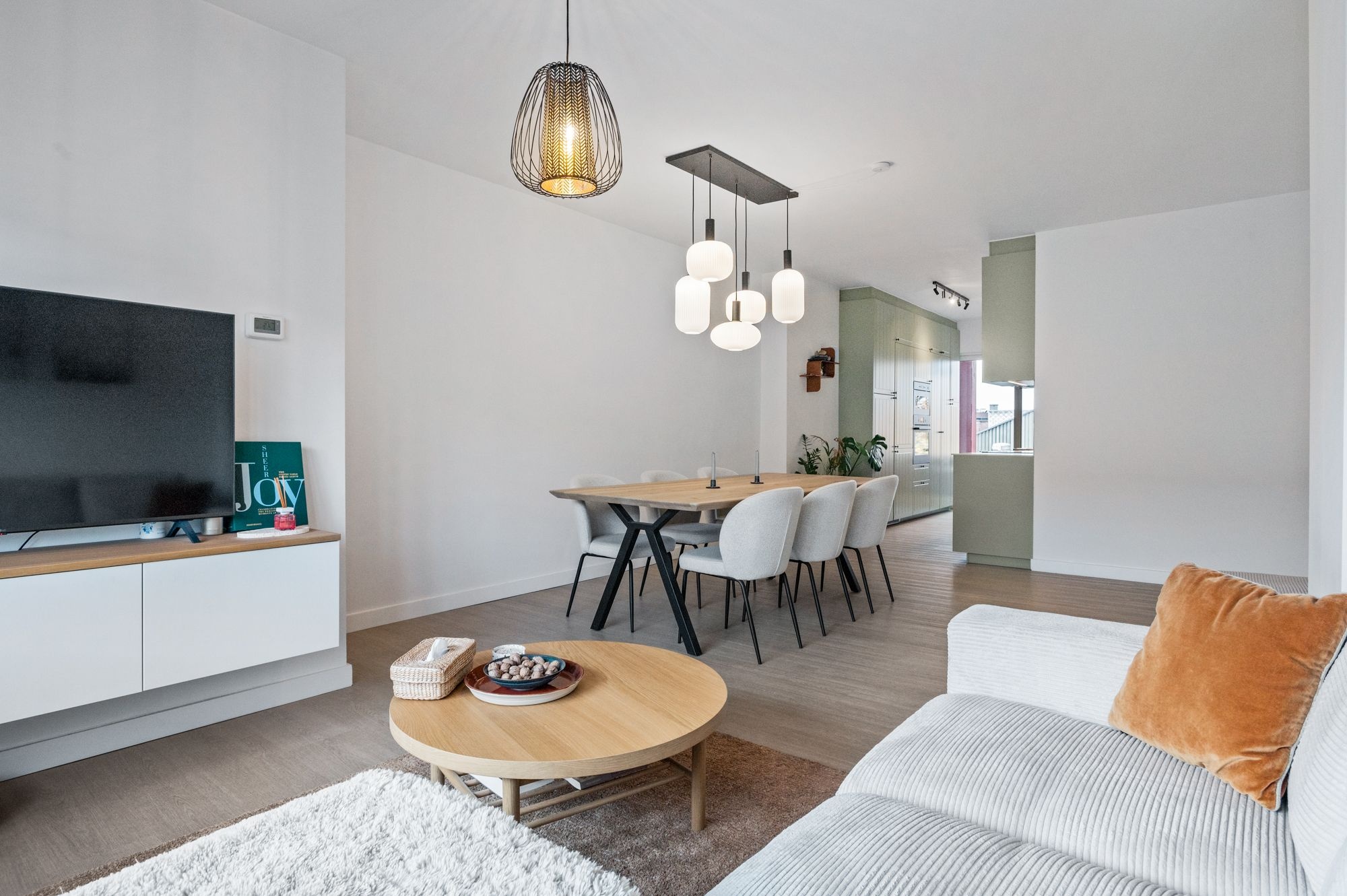 Gezellig, instapklaar twee slaapkamer appartement op topligging in hartje Ekeren! - foto 2