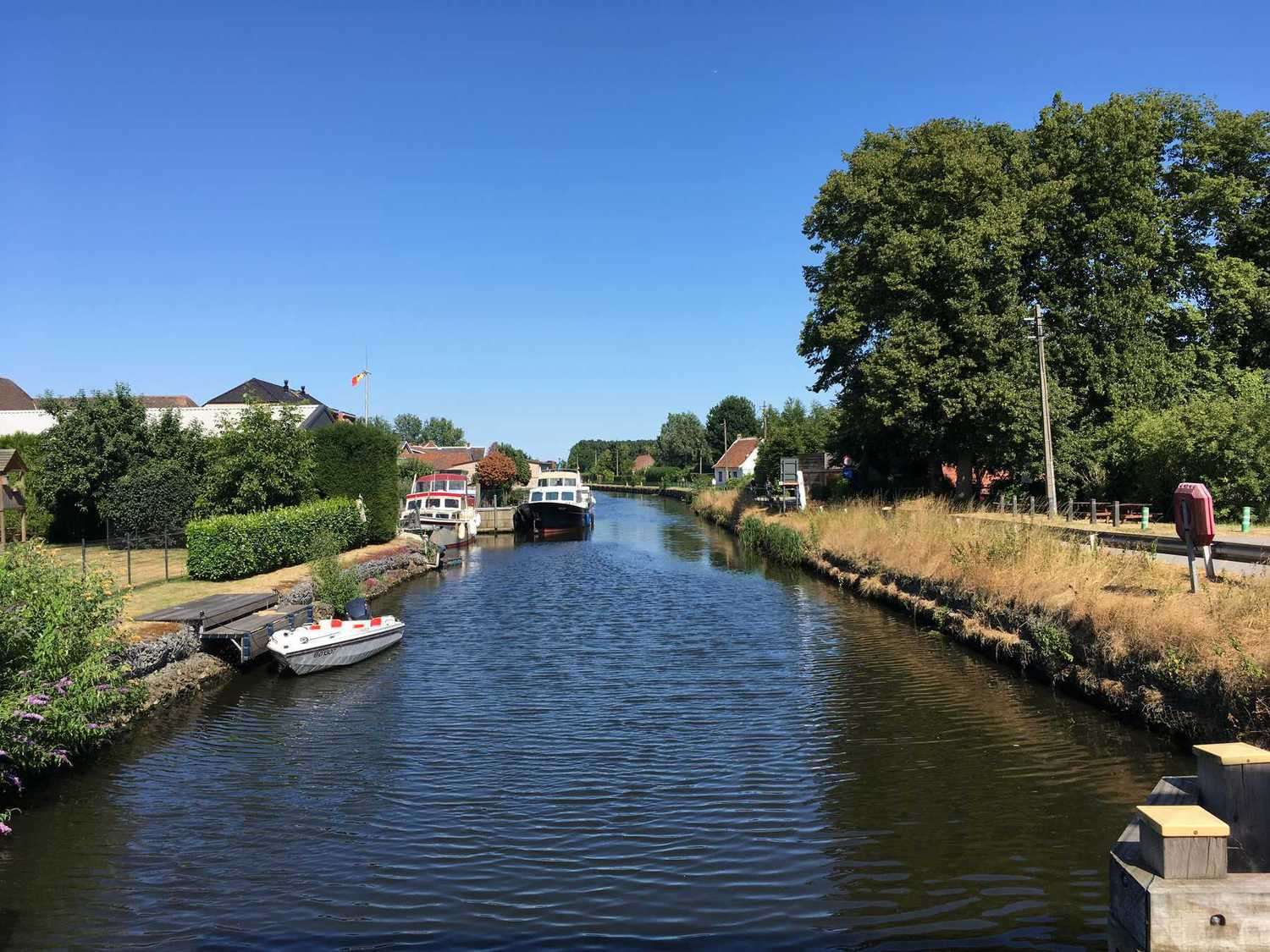 Appartement te huur in Moerbeke met 2 slaapkamers - foto 4