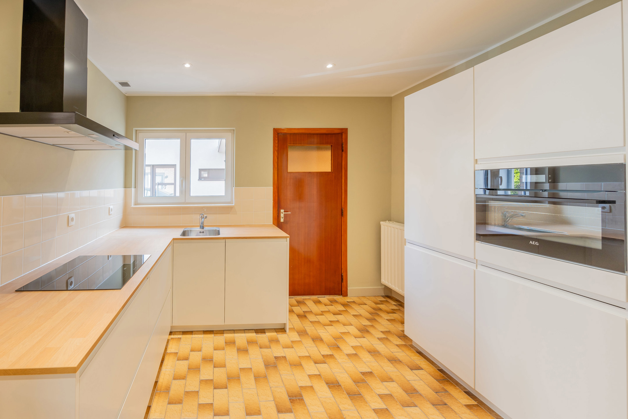 Gerenoveerd gelijkvloers met tuin en garage in Mechelen - foto 4