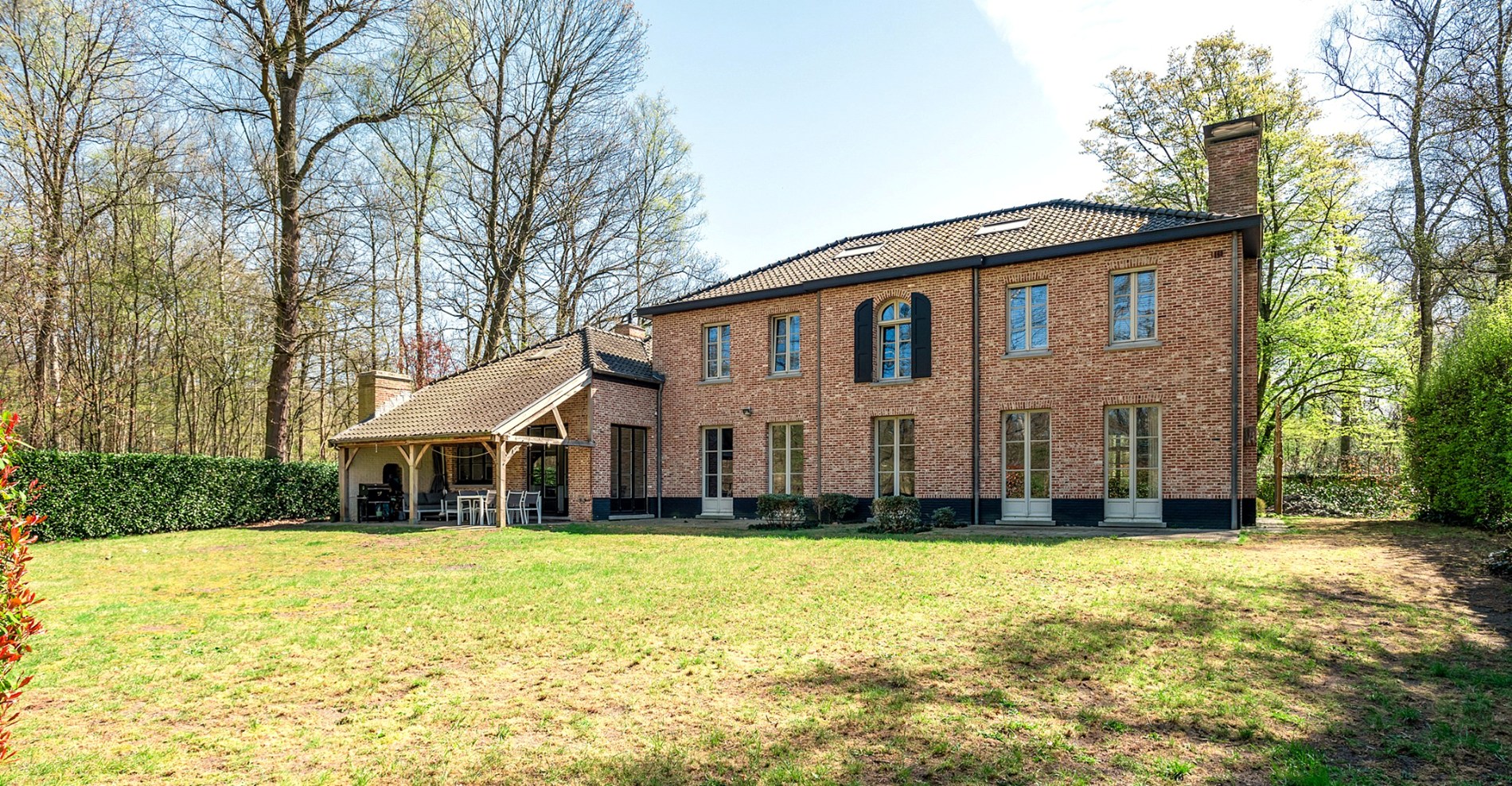 House for sale in Schilde with 5 bedrooms - photo 3