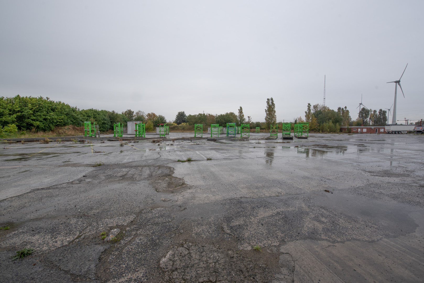 Commercial for rent in Waregem - photo 2