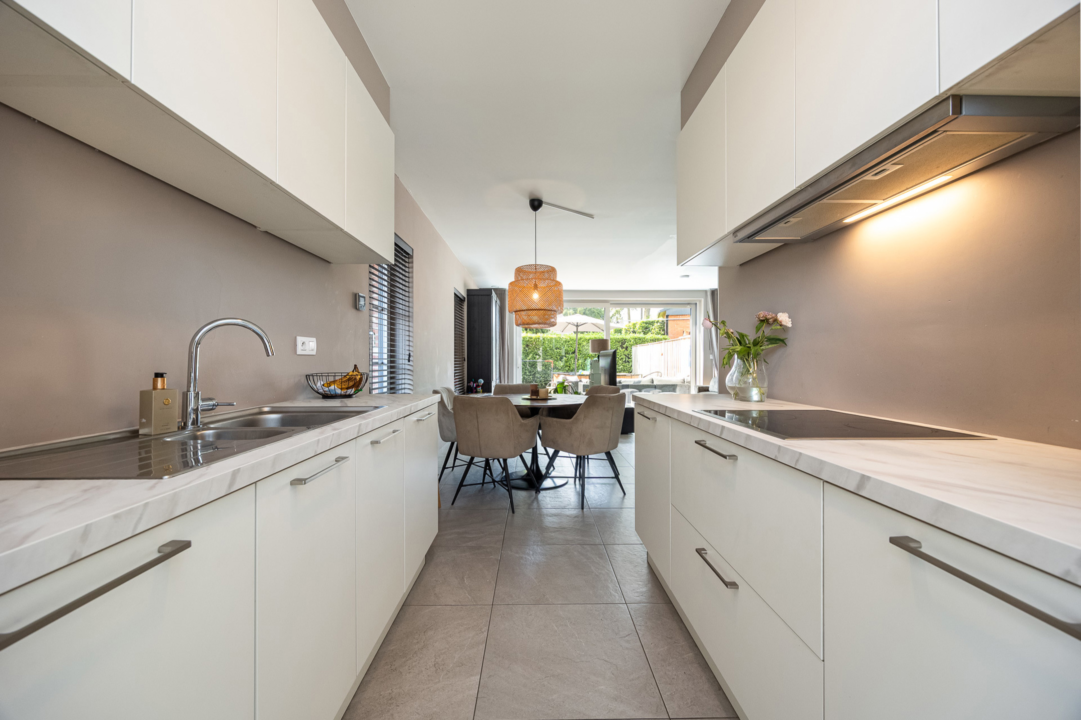 Energiezuinige woning met 4 slpks en carport te Weelde! - foto 4