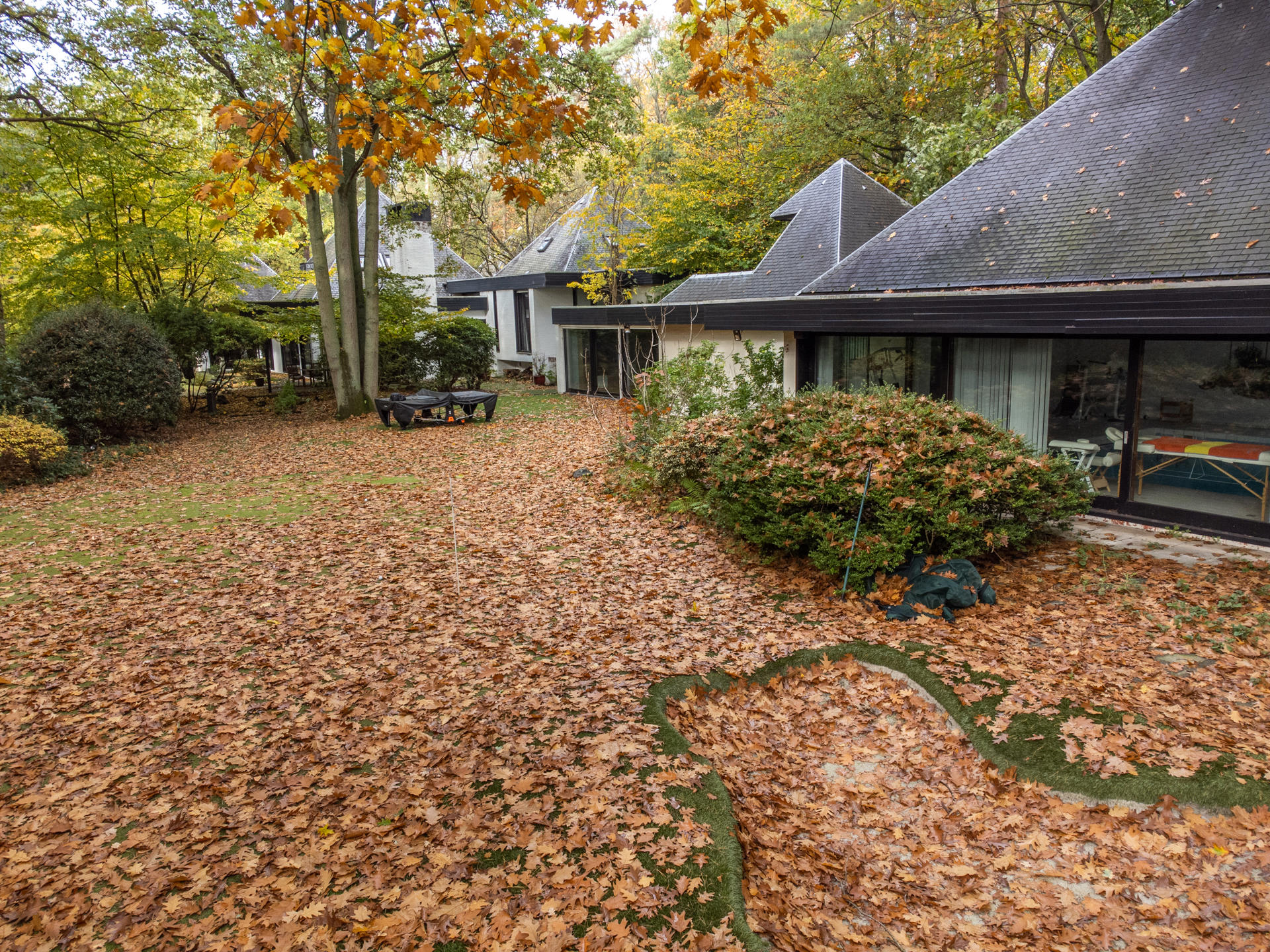 House for sale in Brasschaat with 5 bedrooms - photo 4