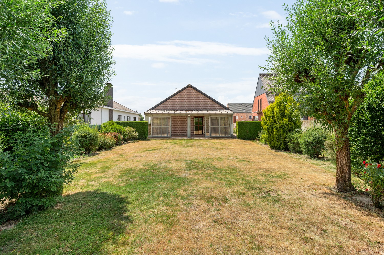 Gunstig gelegen woning met ruime tuin en bijzonder veel potentieel te Lier - foto 2