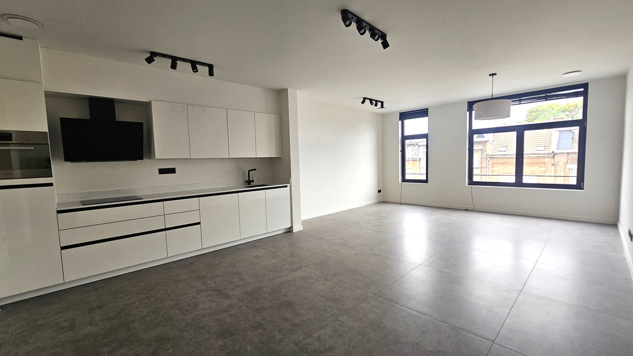 Gerenoveerd en energiezuinig 1 slpk appartement + parking - foto 2