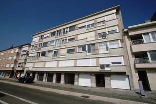 Deze gesloten garage met nummer 24 is gelegen op de -1 verdieping in de residentie Molière. Deze residentie is gelegen vlakbij de Zeedijk...