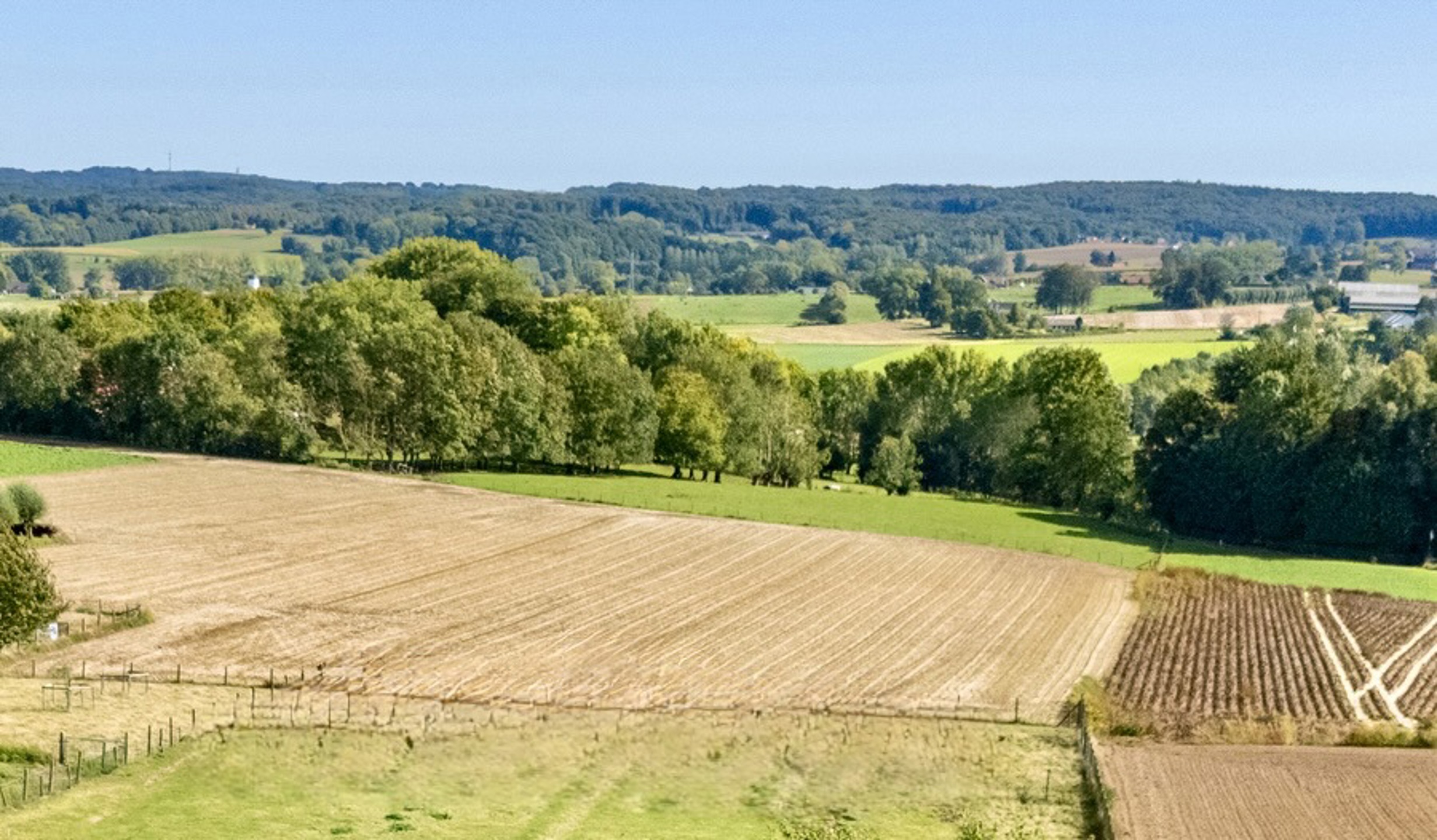 Prachtige grond met UNIEK UITZICHT. - foto 2