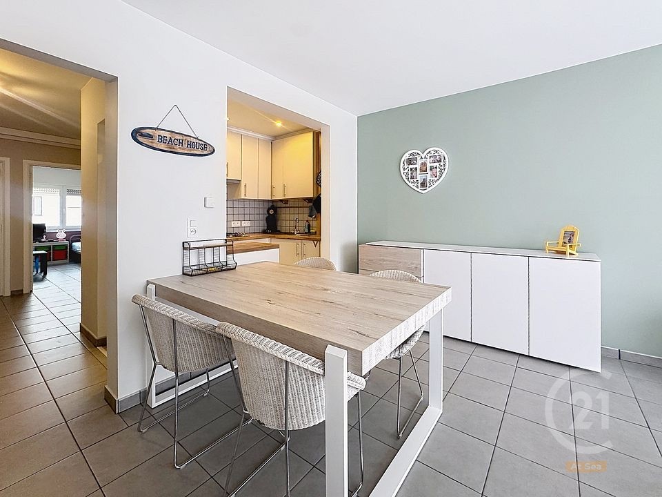 Ruim en volledig gerenoveerd appartement op centrale ligging in Westende-Bad - foto 2