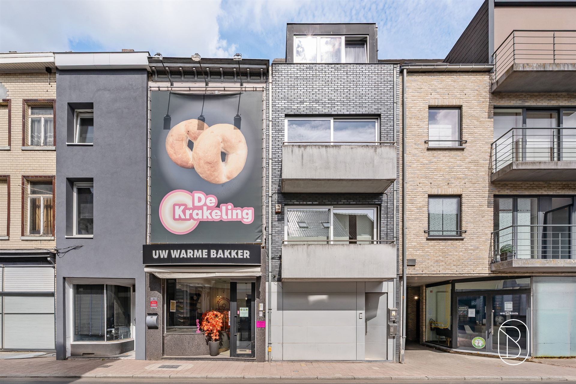 Voormalige bakkerij met woonst, garage, tuin en potentieel - foto 1