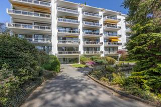 Prachtig en gezellig 2-slaapkamerappartement in de Prins van Oranjewijk, nabij Fort Jaco.Dit lichtrijke appartement bevindt zich op de derde...