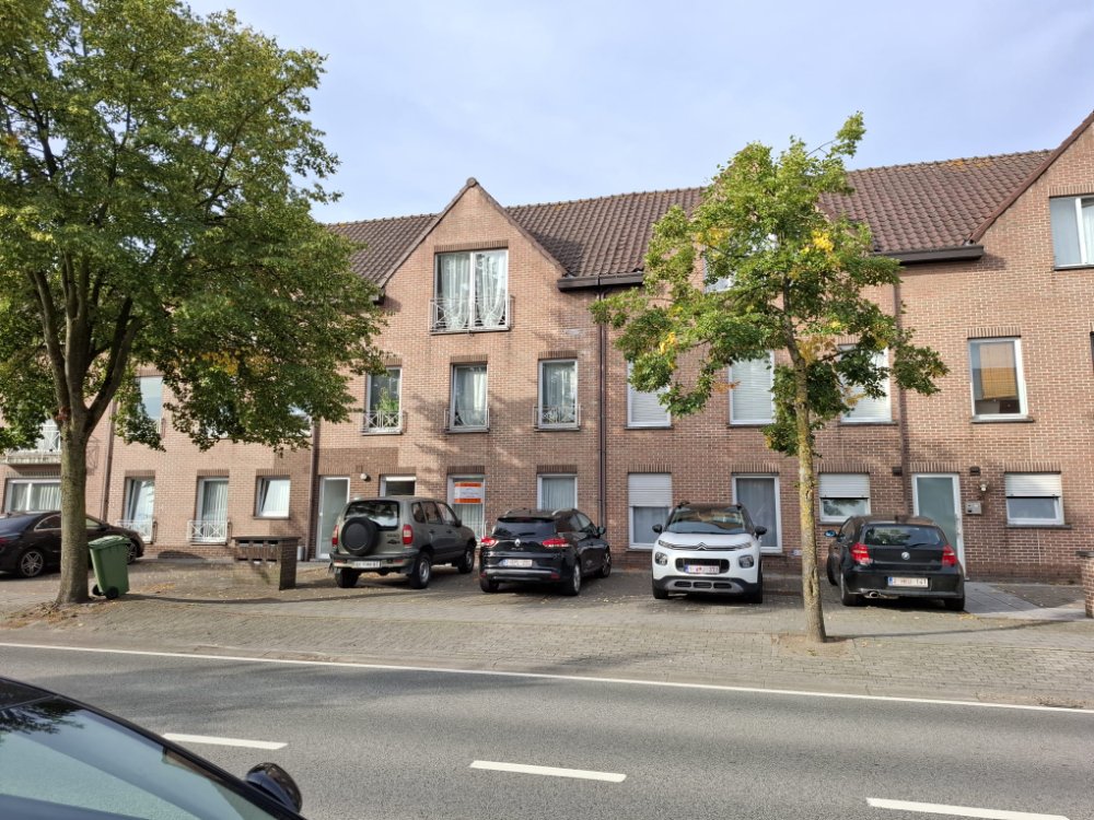 Appartement à louer à Malle