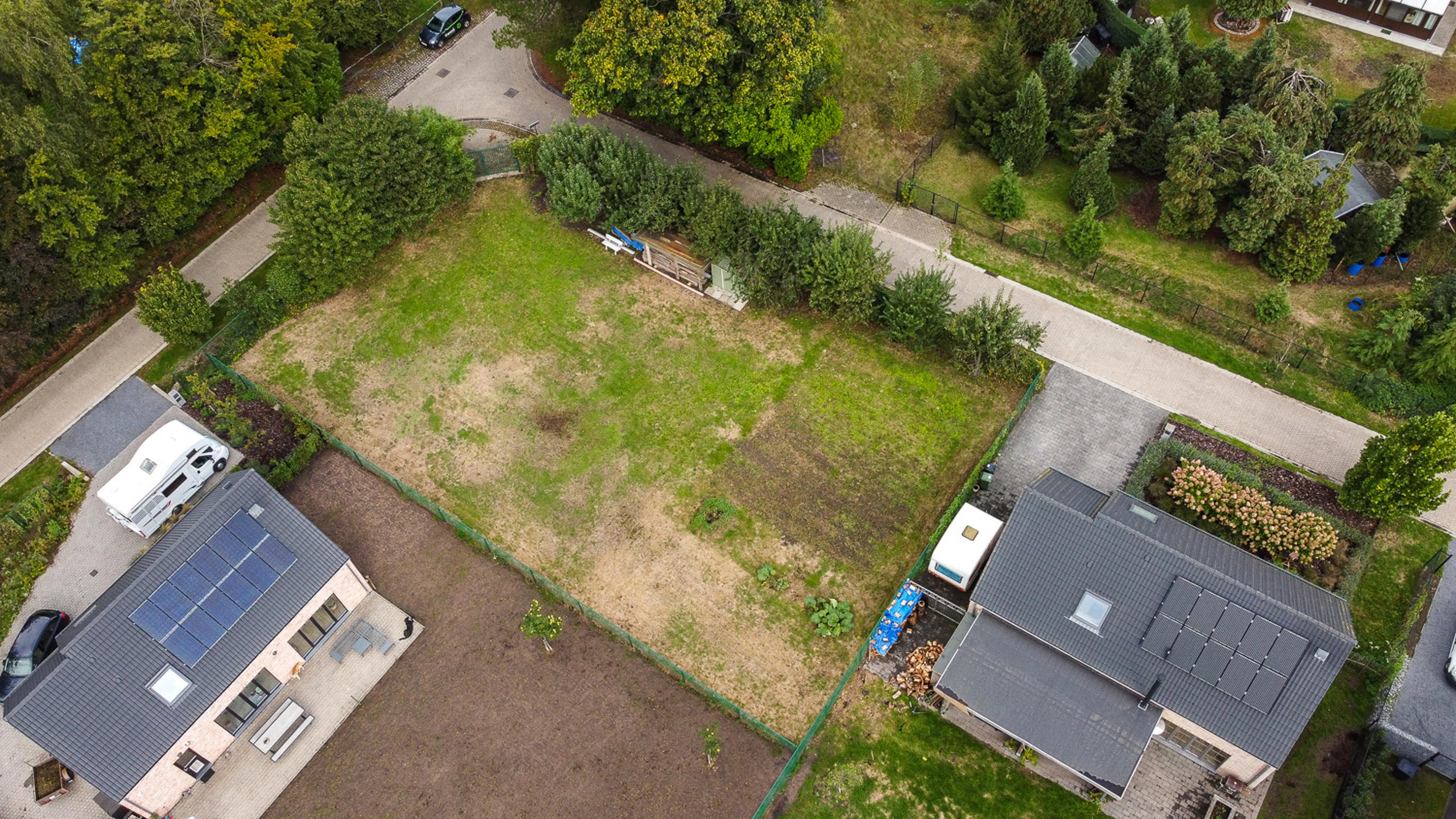 Bouwgrond van 850 m² gelegen in rustige straat te Brecht. - foto 5