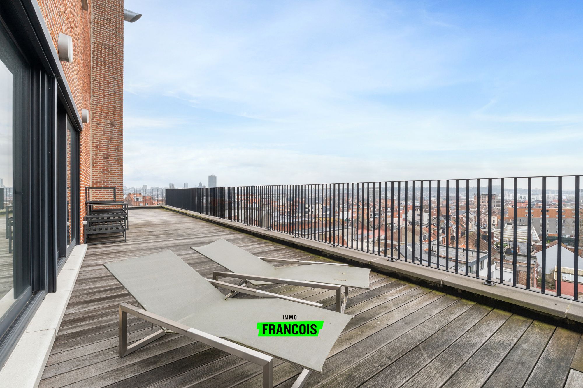 Luxueus appartement met 3 slaapkamers en een prachtig terras van ±100 m² in Anderlecht - foto 1