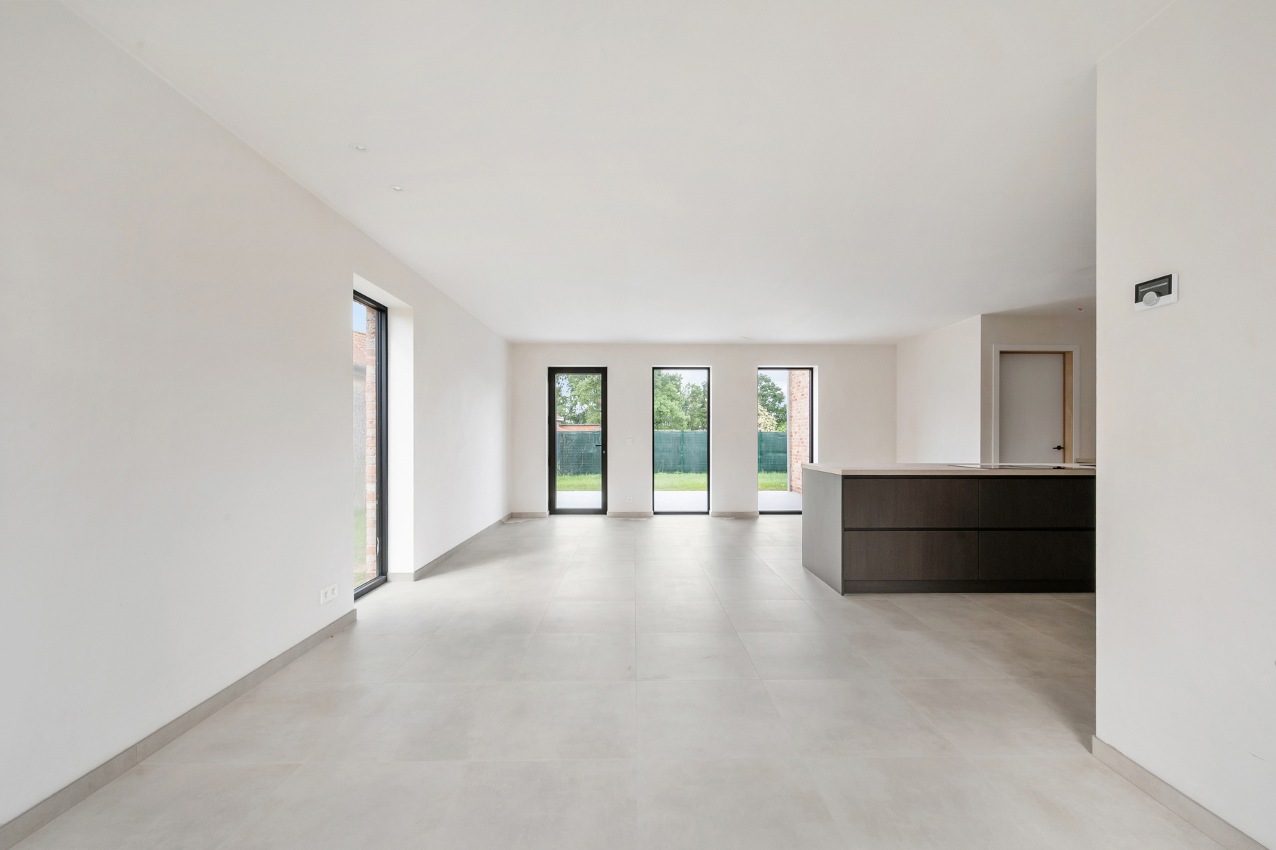 Alleenstaande woning (4 slpk) met 2 badkamers, carport én zonnige tuin - foto 5