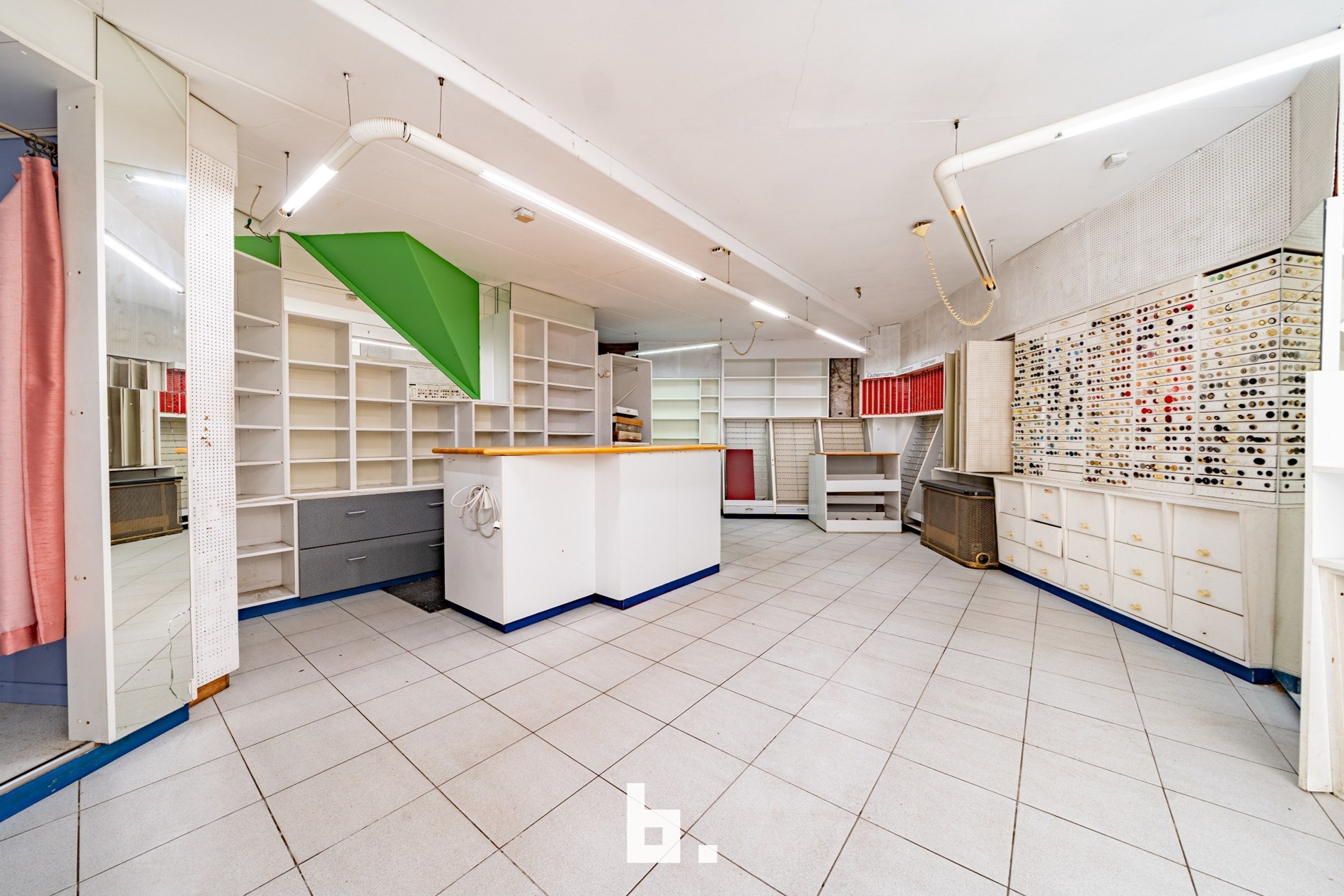 Commercial for sale in Bruges - photo 4