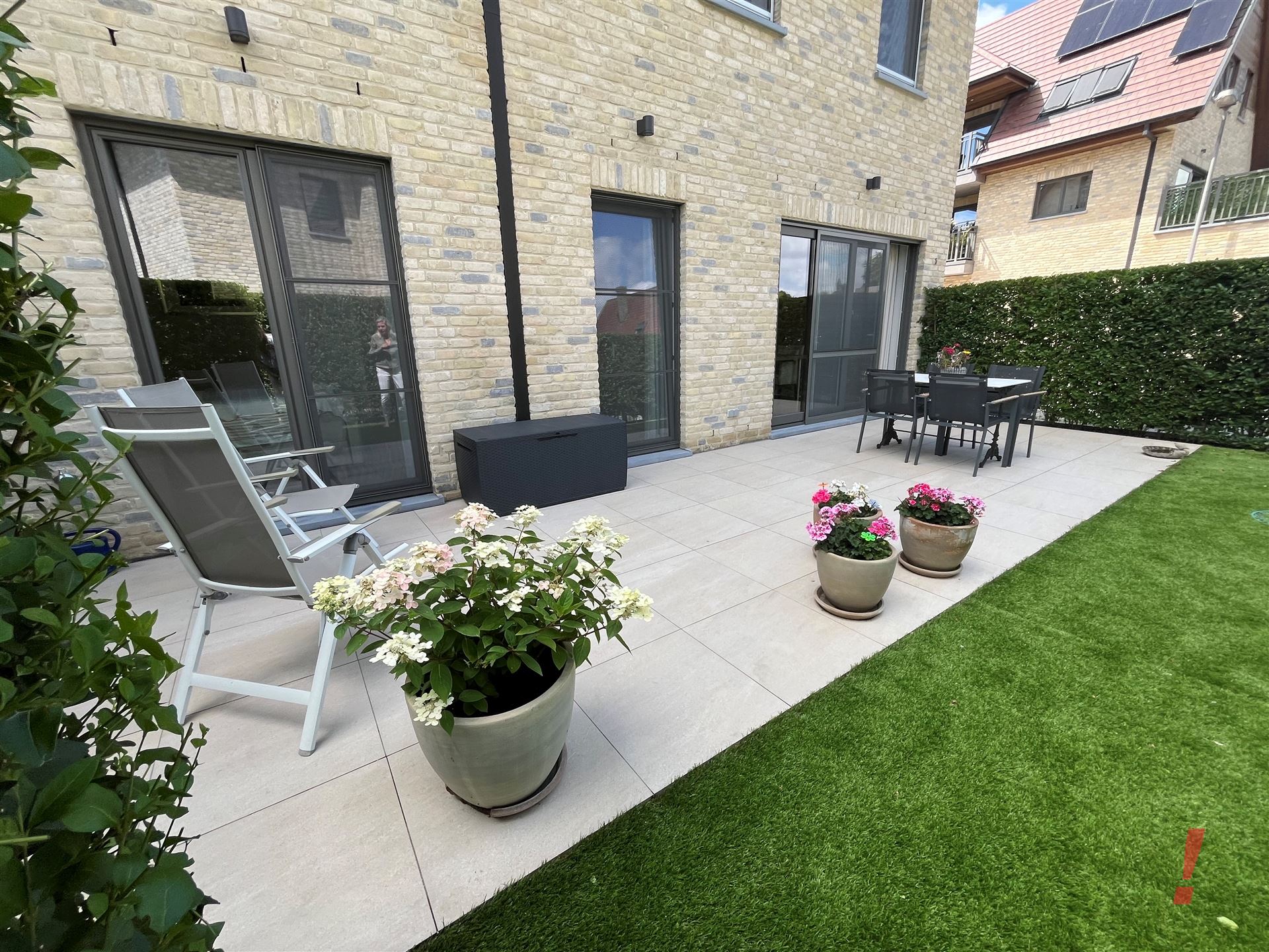 Gelijkvloers app met een oppervlakte van 150 m2 met prive terras en tuintje - foto 3