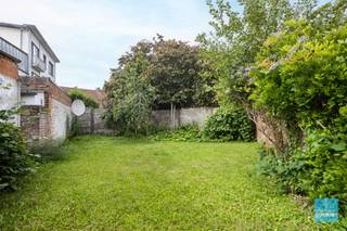 In het hartje van Kerksken dorp bevindt zich deze verrassend ruime woning met een mooie stadstuin, groot zonneterras en mogelijkheid...