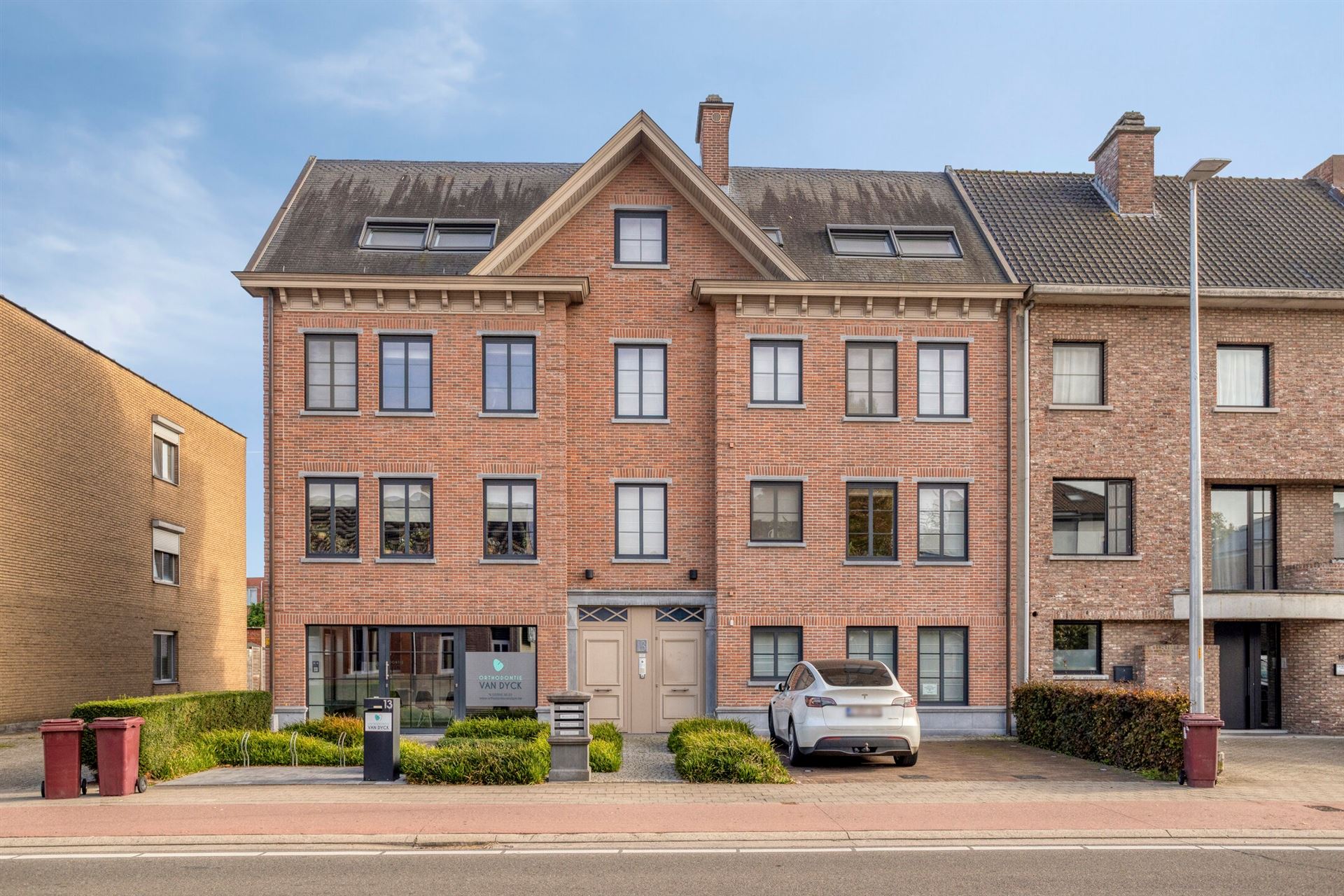 Eethuisstraat 13
