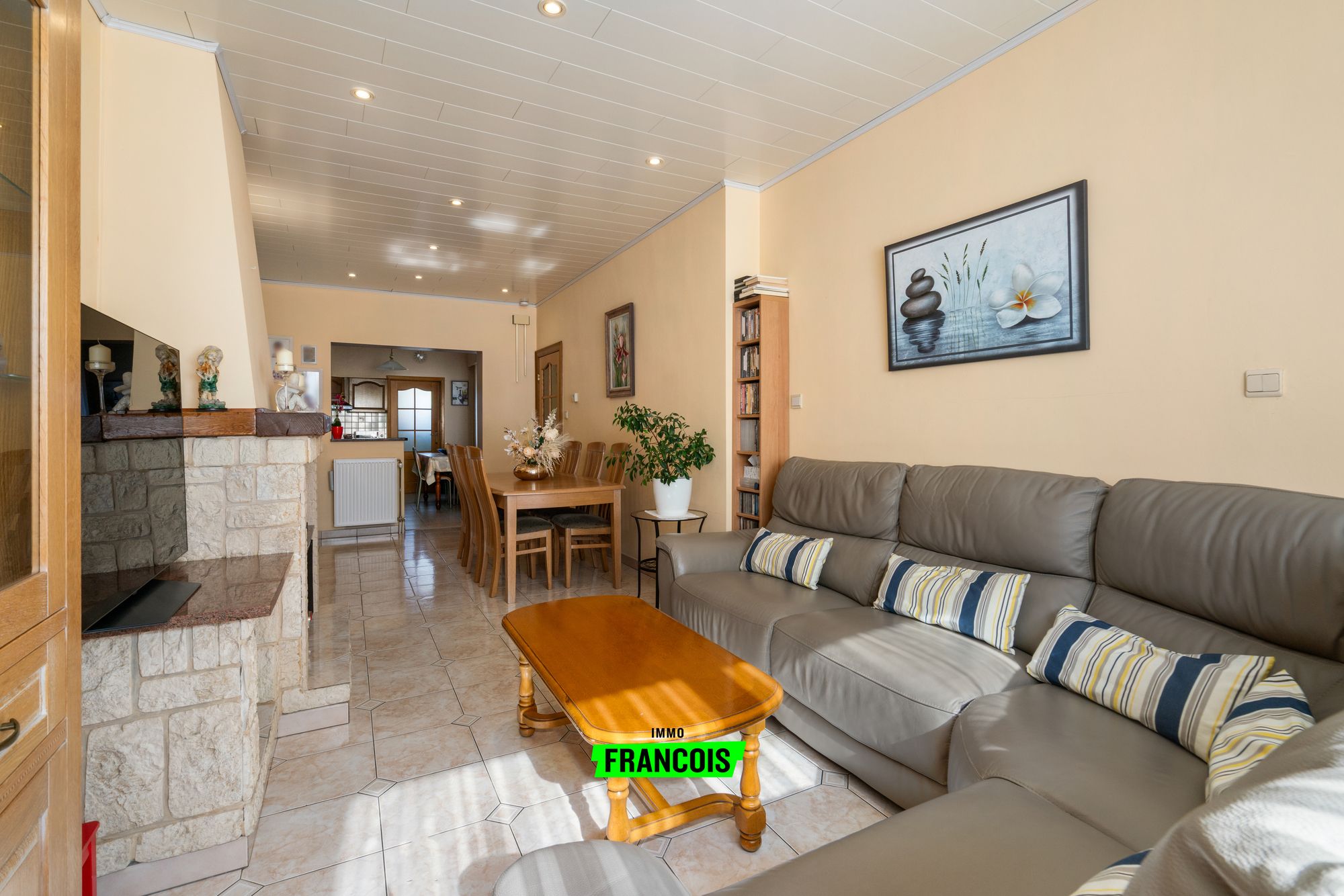 Instapklare gezinswoning met 4 slaapkamers en tuin in het centrum van Vilvoorde. - foto 4