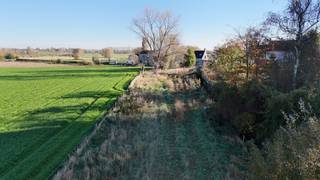 Op een rustige en groene ligging in Zarren bieden wij bouwgrond aan met een adembenemend uitzicht op de Broucken.Een plek waar rust, natuur en open...