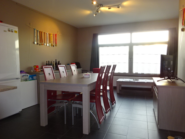 Appartement met 1 slaapkamer in centrum van Menen - foto 3