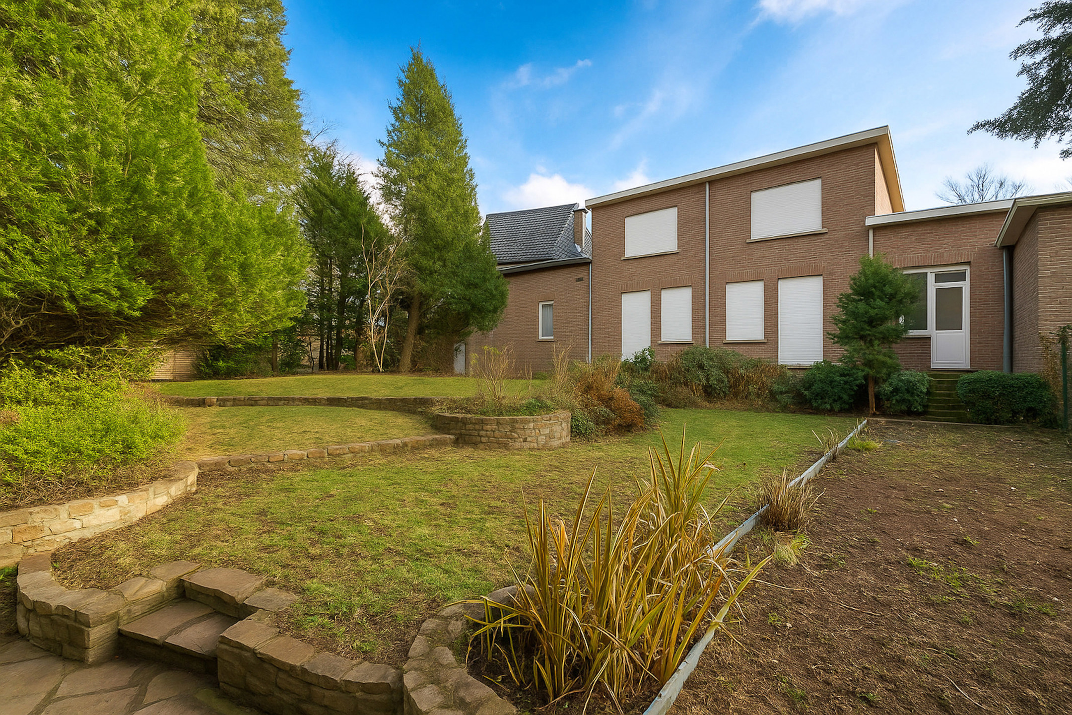 House for sale in Uccle with 4 bedrooms - photo 1