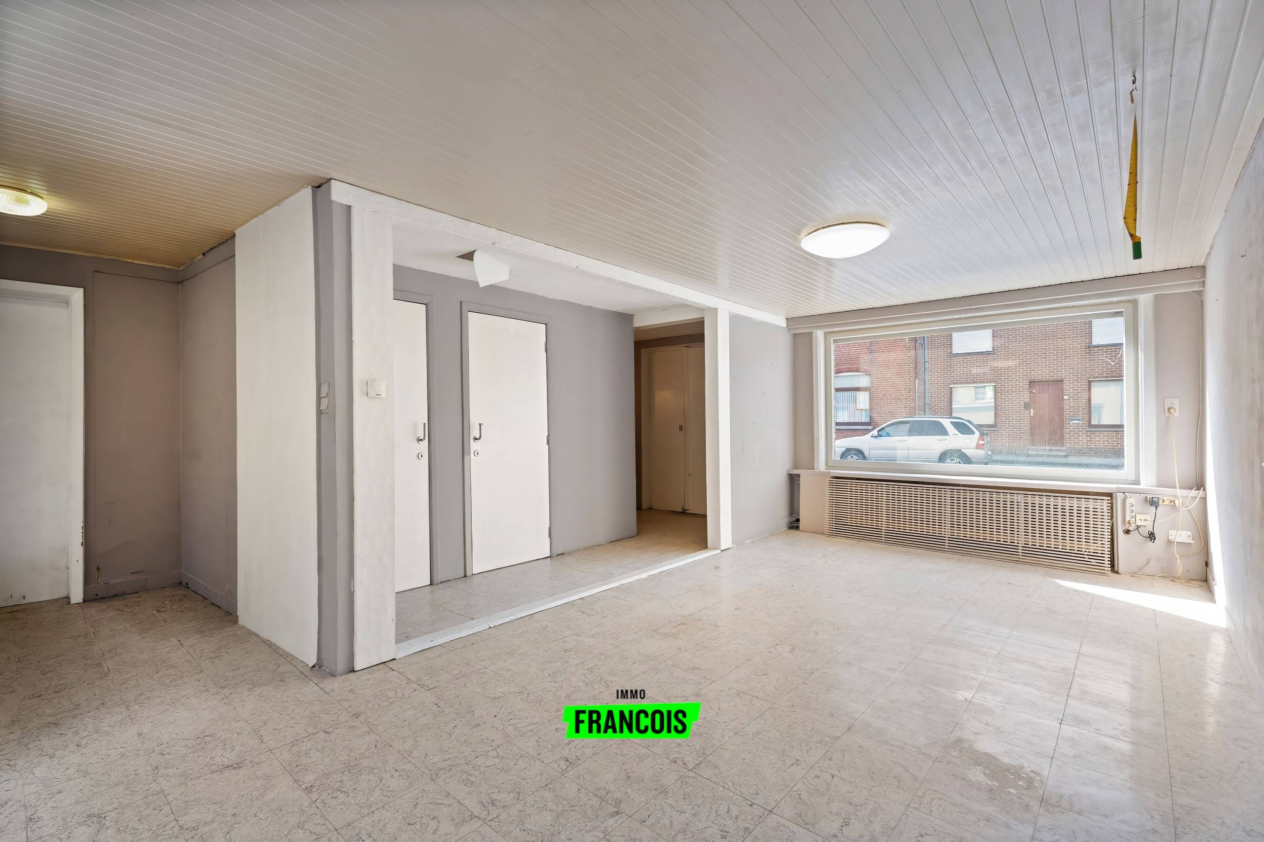 Woning met garage te Krombeke. - foto 2