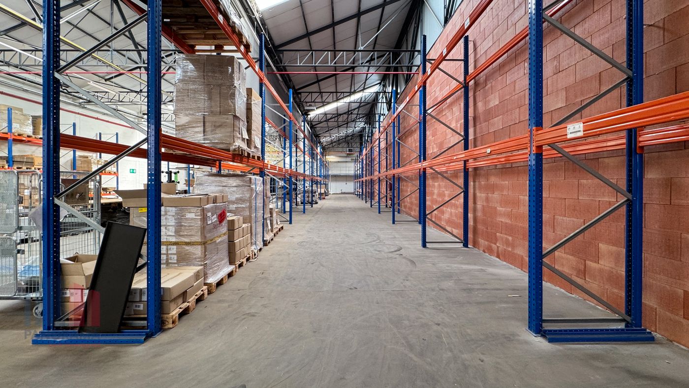 Moderne kantoorruimte van 1.940 m²  en 1.000 m² opslag te Asse - foto 4