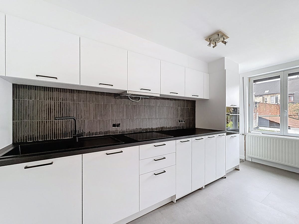 Woning met 3 slaapkamers te huur in Antwerpen-Noord - foto 2