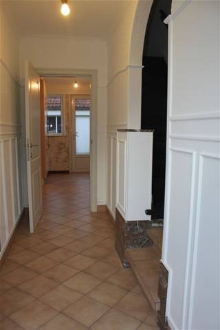 GEZELLIGE EN GOED ONDERHOUDEN WONING MET 2 SLAAPKAMERS, BUREAU, TERRAS, TUIN EN FIETSENBERGINGrustige en kindvriendelijke ligging in doodlopende...