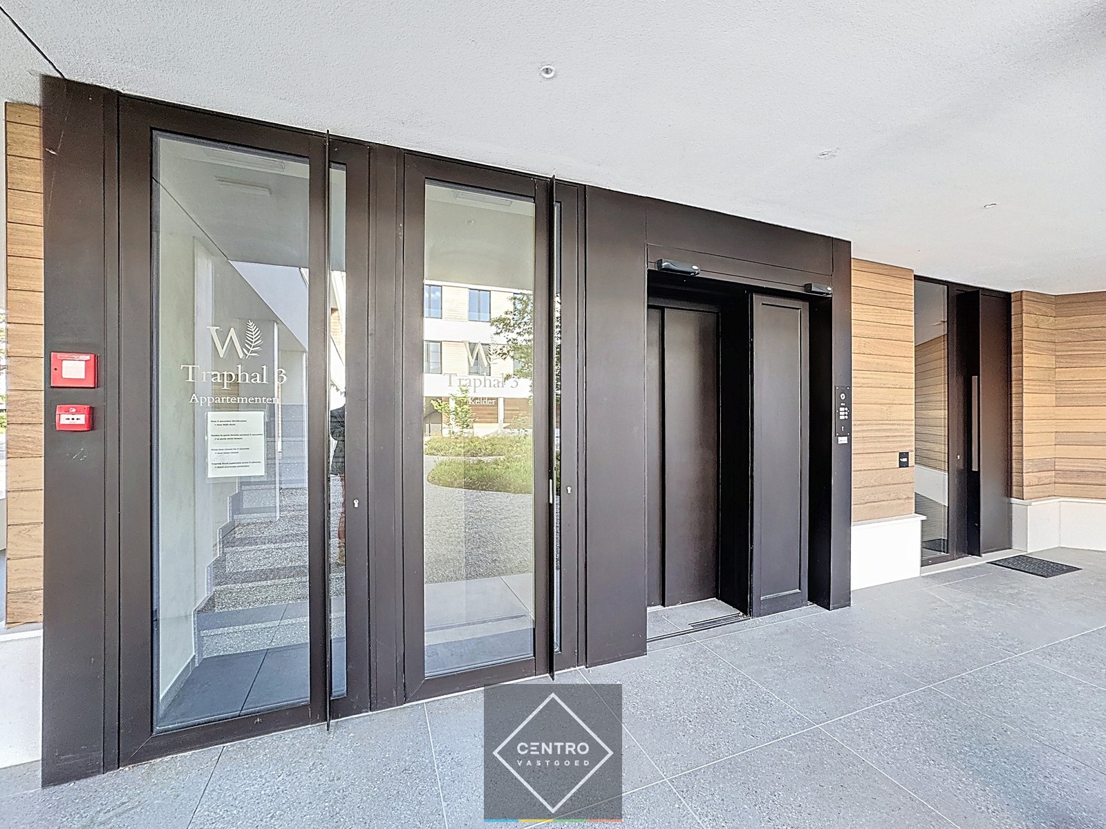 Exclusief & luxueus afgewerkt ("Obumex") VILLA-APPARTEMENT met prachtig TERRAS in een groene omgeving met ALLE PRIVACY! - photo 3