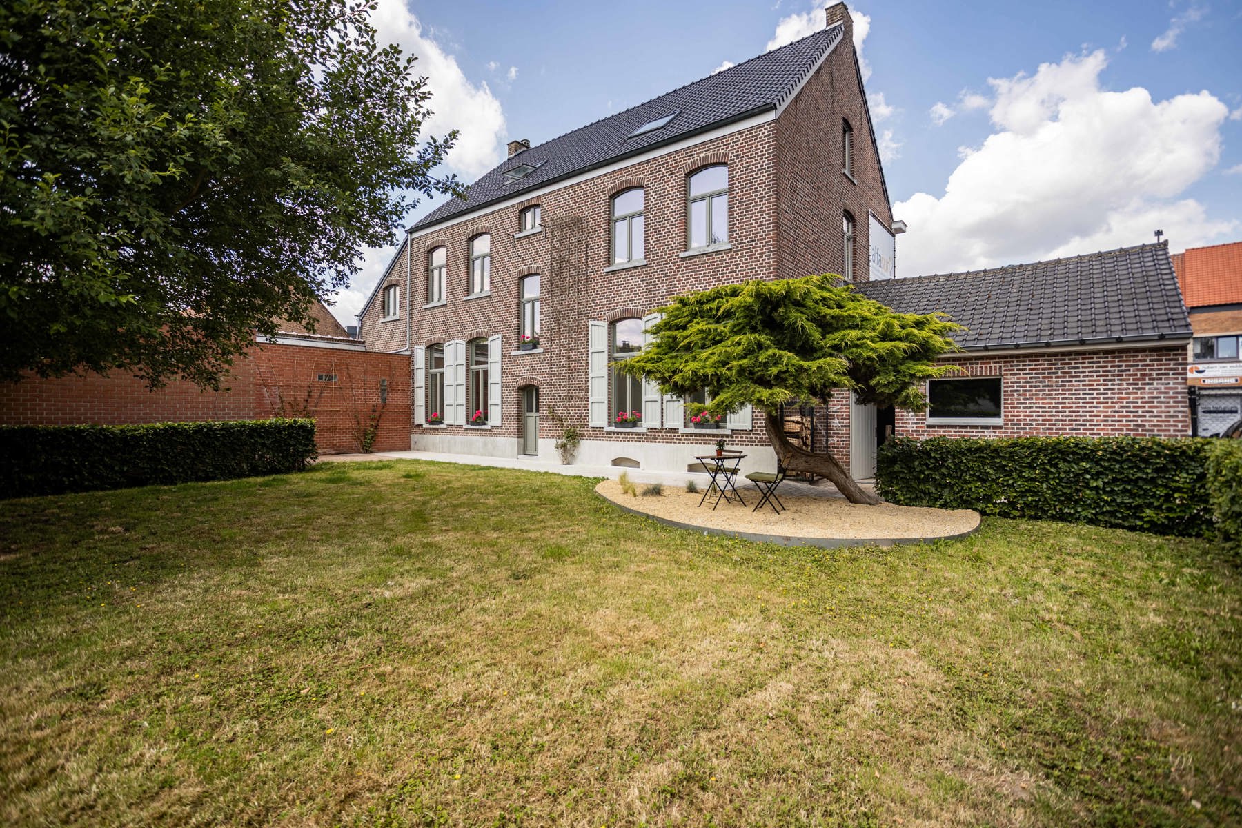 Maison à vendre à Erembodegem avec 7 chambres - photo 2