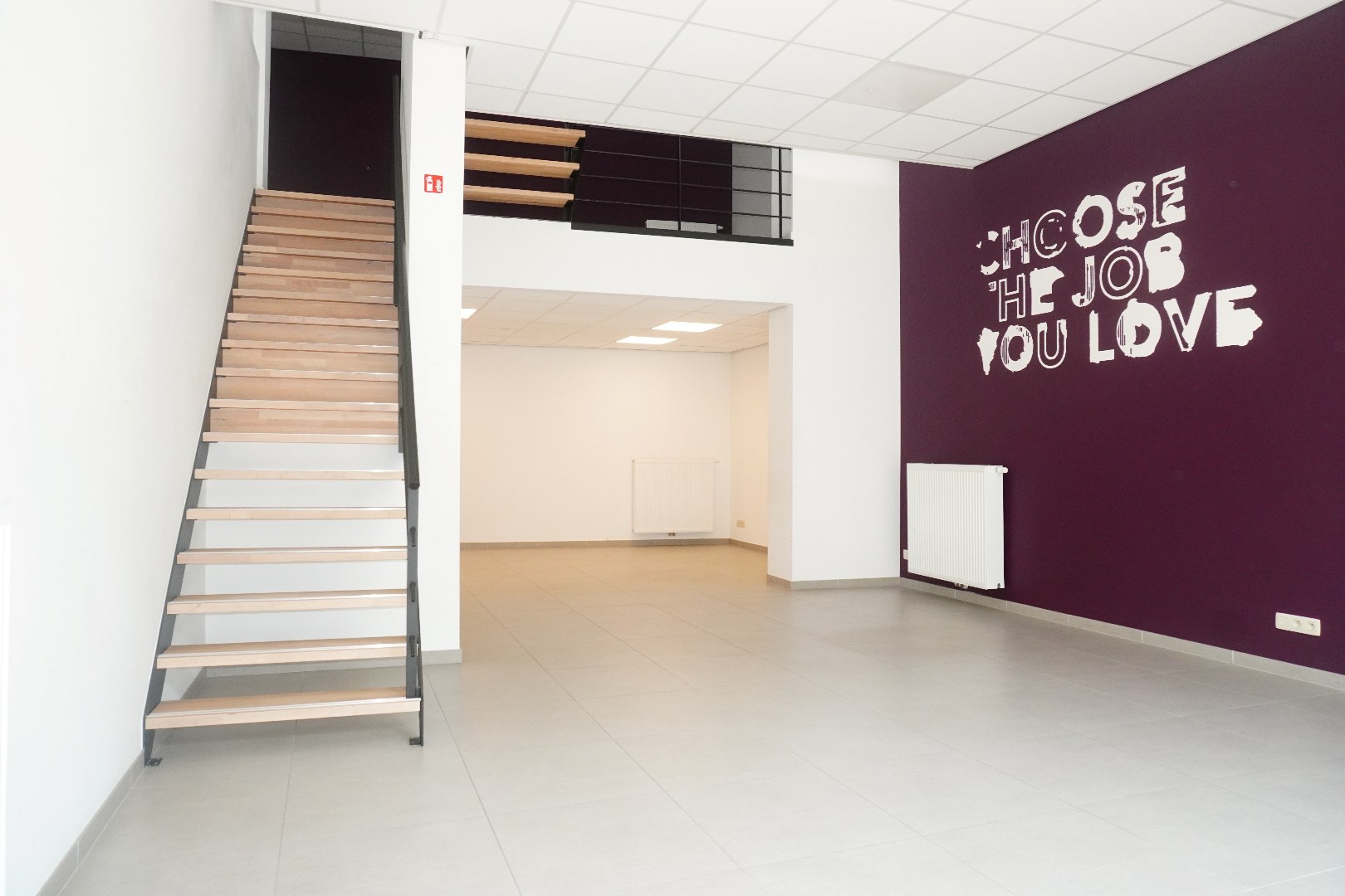 Veelzijdig handelspand in het centrum van Lokeren - foto 1