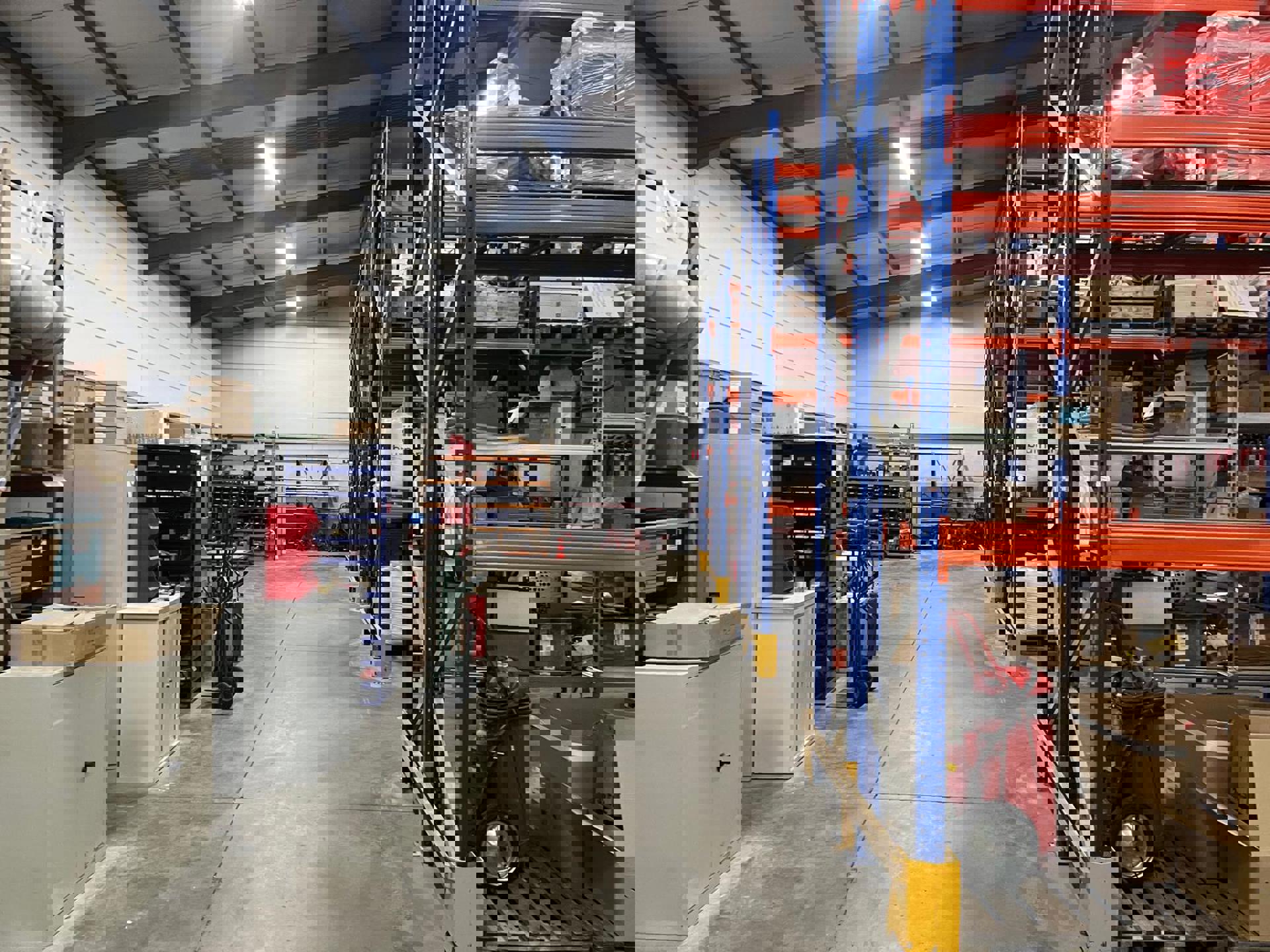 Merksem-haven: magazijn met kantoren en ruime parking - foto 3