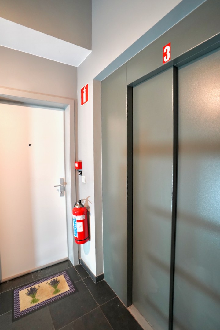 Apartment for rent in Ertvelde with 3 bedrooms - photo 4