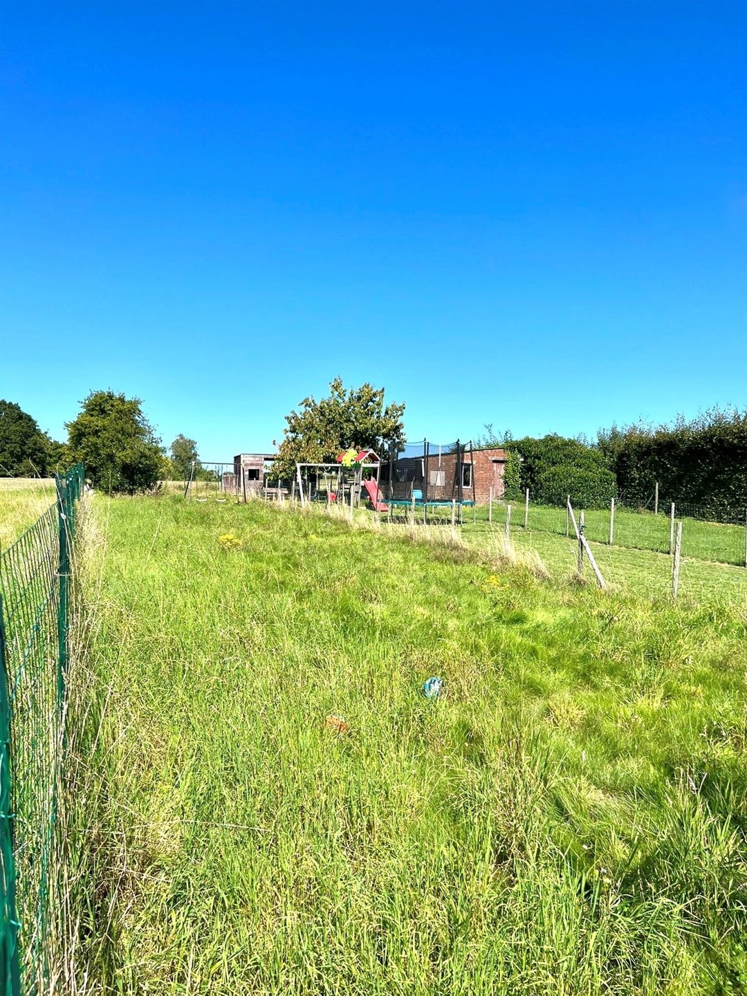 PRACHTIG GELEGEN degelijke woning met TUIN! - foto 5