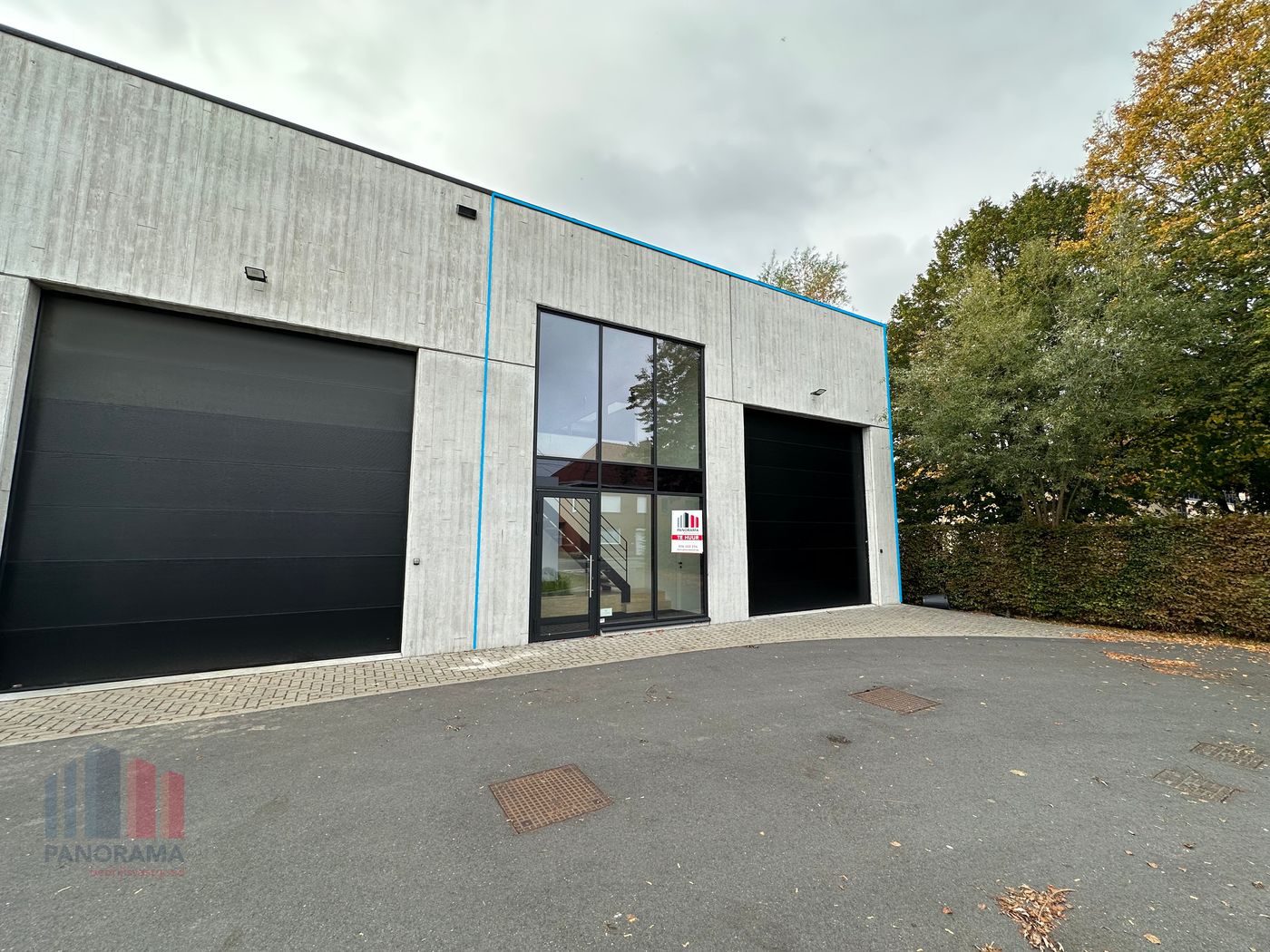 Modern en energiezuinige bedrijfsunit te huur in Waregem – instapklaar met magazijn en kantoren - foto 1