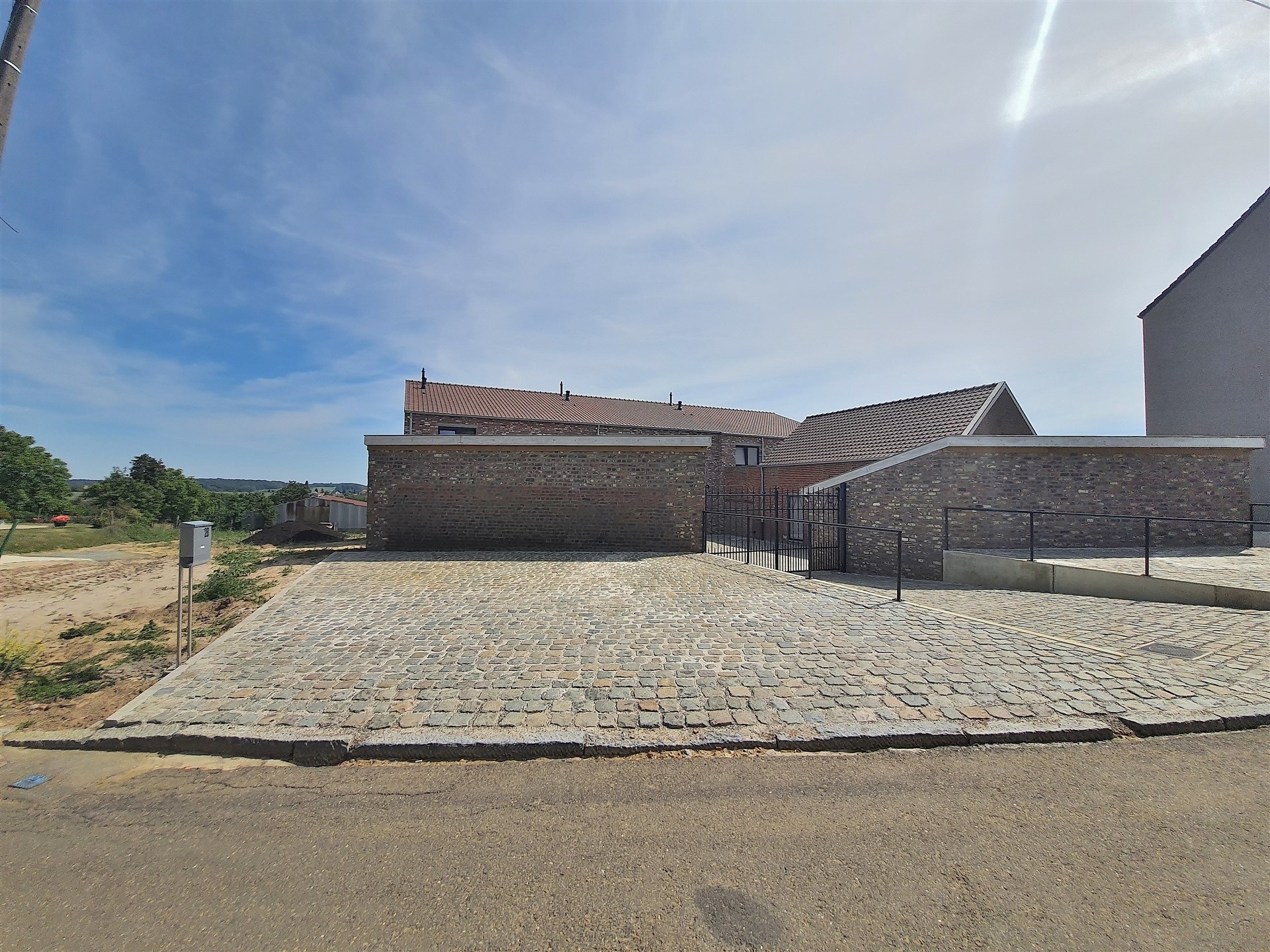 Woning met 3 slaapkamers en tuin op toplocatie - foto 5