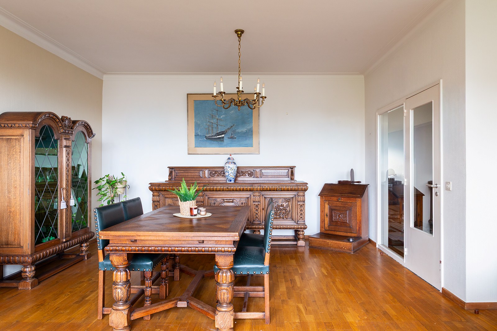 Ruim en lichtrijk appartement met 3 slaapkamers op centrale ligging - foto 4