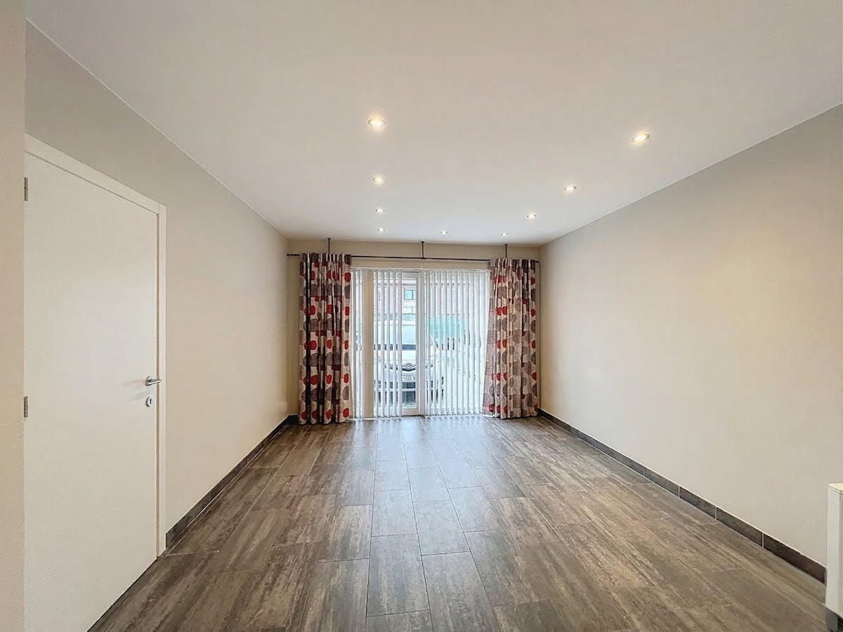 Gezellig 1-slaapkamerappartement met tuin te huur in Hemiksem - foto 2