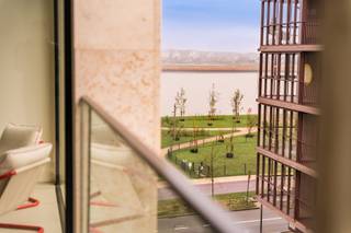 Modern en energiezuinig één-slaapkamerappartement in Scheldehof LOCATIE In het hart van Antwerpen Nieuw Zuid, bevindt zich dit...