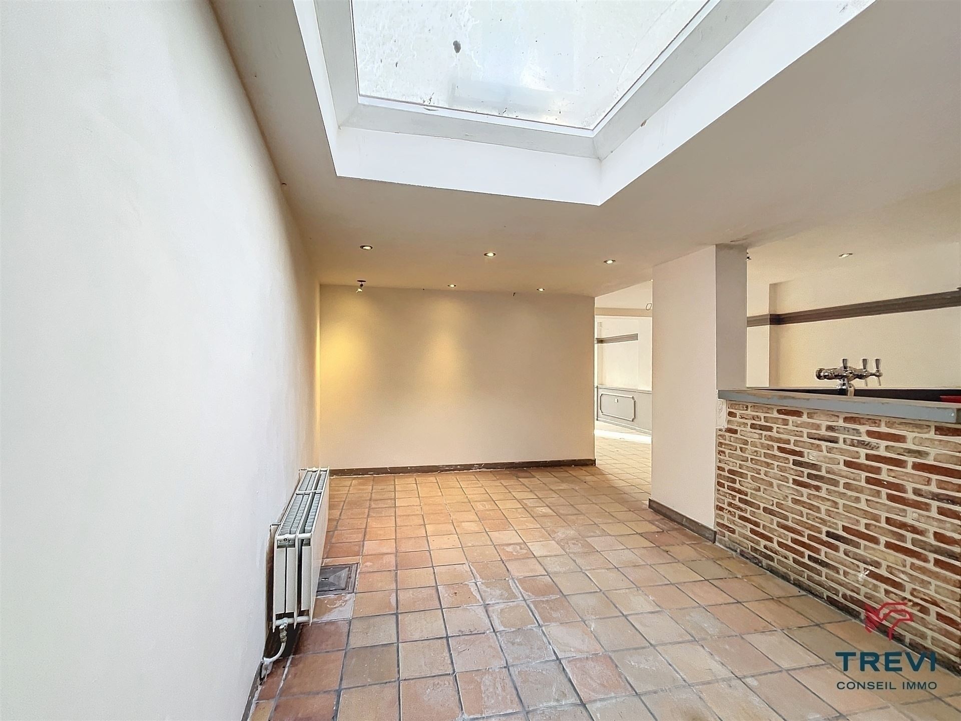 Belle maison de commerce avec un appartement - photo 4