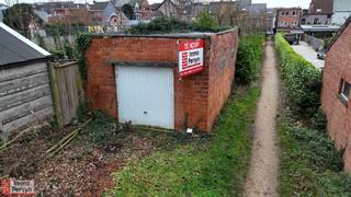 Garage op en met grond gelegen in de rustige Rozenstraat. Het perceel heeft een oppervlakte van 198 m² en is bebouwd met een garage met een...