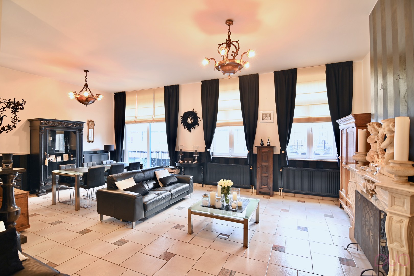 Grote stadswoning met aparte handelsruimte en garage in hartje Sint-Truiden - foto 3