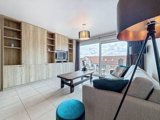 Instapklaar appartement gelegen op een uitstekende ligging vlakbij het Maritiem park, het openbaar vervoer en de winkels van...
