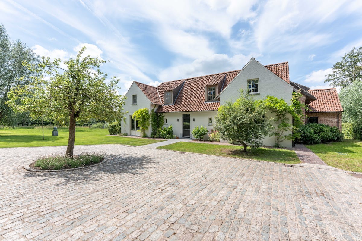 Idyllisch gelegen villa te Oostkamp - foto 4