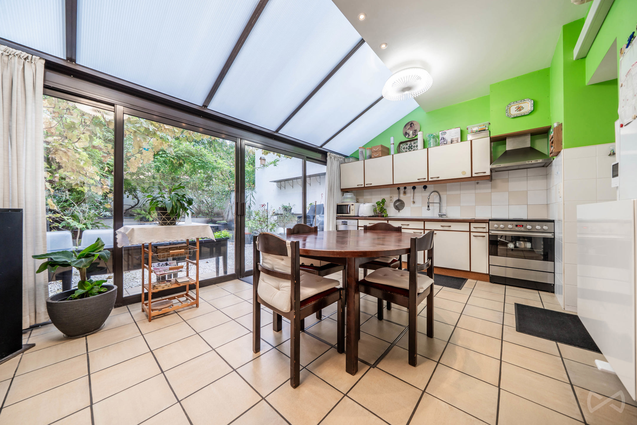 House for sale in Molenbeek-Saint-Jean with 4 bedrooms - photo 2