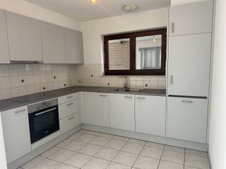 Appartement confortable au rez-de-chaussée près de la gare d'Audenarde.Cet appartement dispose d'un espace de vie spacieux, d'une cuisine équipée,...