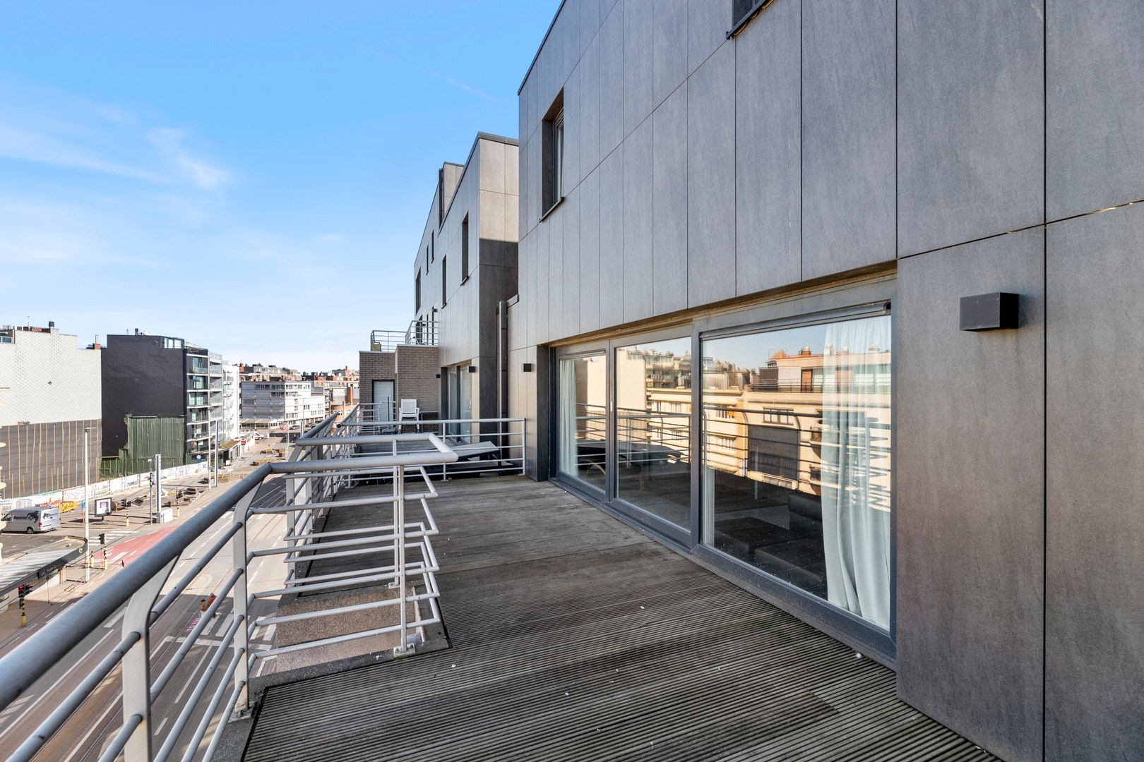 Ruim duplexappartement met panoramisch zicht en ruim terras - foto 1