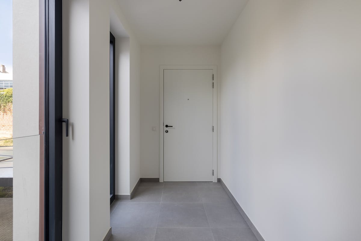 Kwalitatief en ruim nieuwbouwappartement (110m²) in Beselare - foto 4